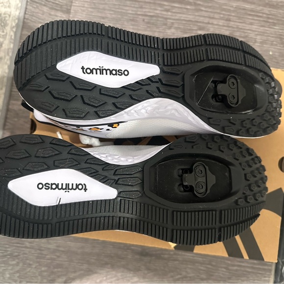 NWT: Women’s Tommaso Capri II Cycling Shoe Size 11 - Picture 3 of 10